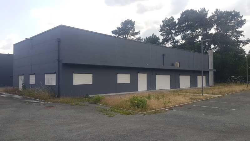 A proximité de la rocade sortie 12 à Saint Jean d