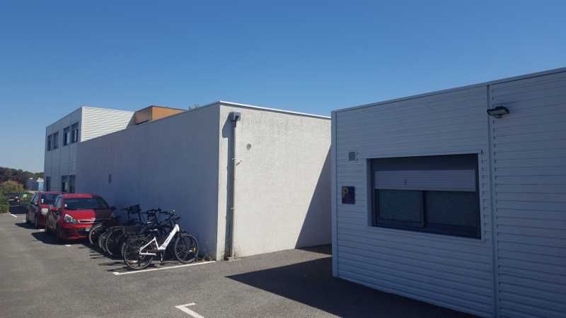 A proximité de la rocade sortie 8, sur un terrain