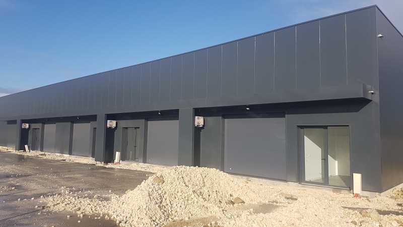 Sur la Rive Droite, au sein de la Zone d'activité