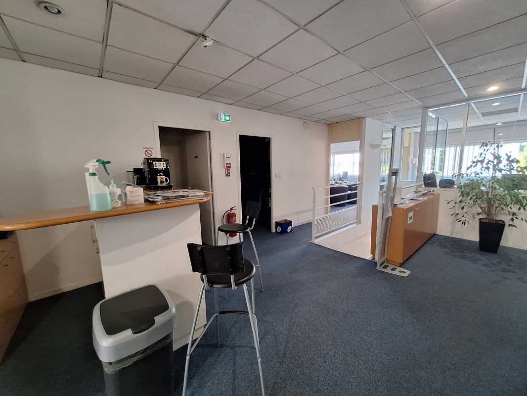 A proximité de l'avenue de la république, RCG vou