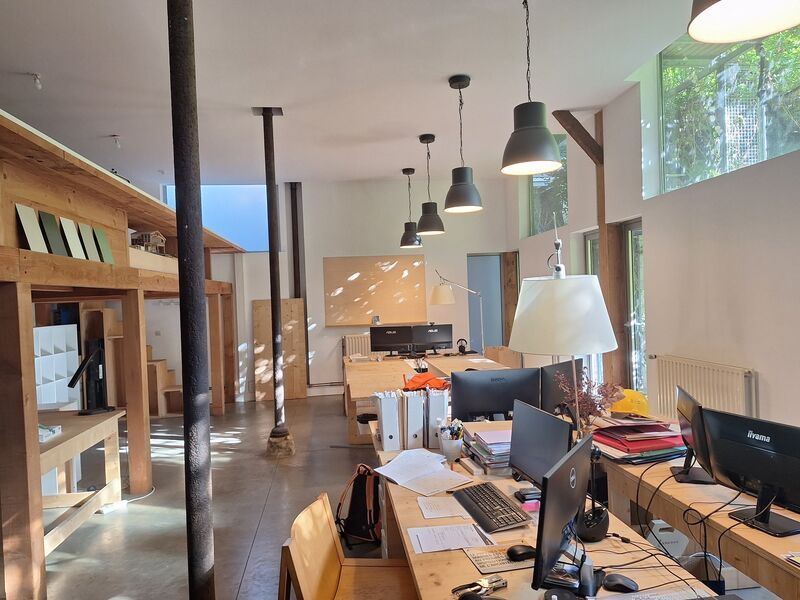 Au coeur des Chartrons, dans un cadre bucolique, 