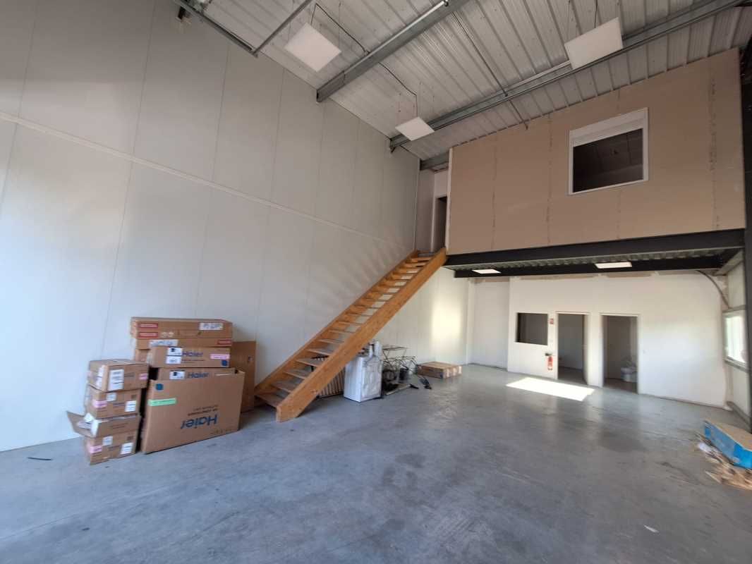 À proximité de la rocade sortie 7, RCG vous propo