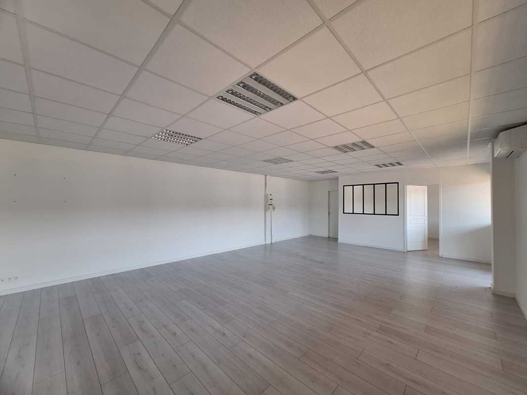 Au sein de la zone d'activité de Canéjan, RCG vou