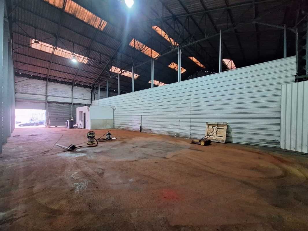 Au sein de la Zone de la Moulinatte à Bègles, à p