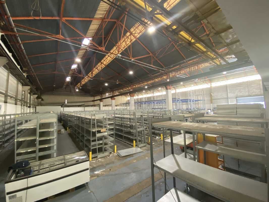 Au sein d'un bâtiment indépendant, situé en parti