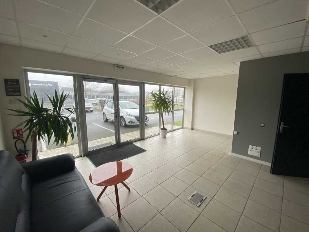 Au sein de la ZA La Briqueterie à Canéjan, à prox