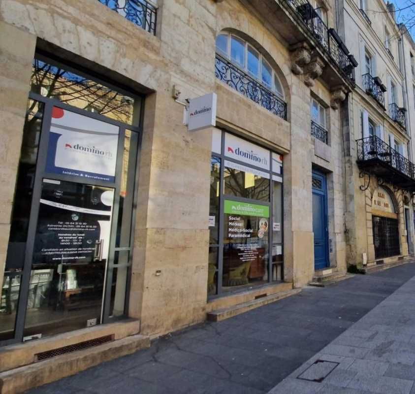 Au coeur du centre ville de Bordeaux, sur un axe