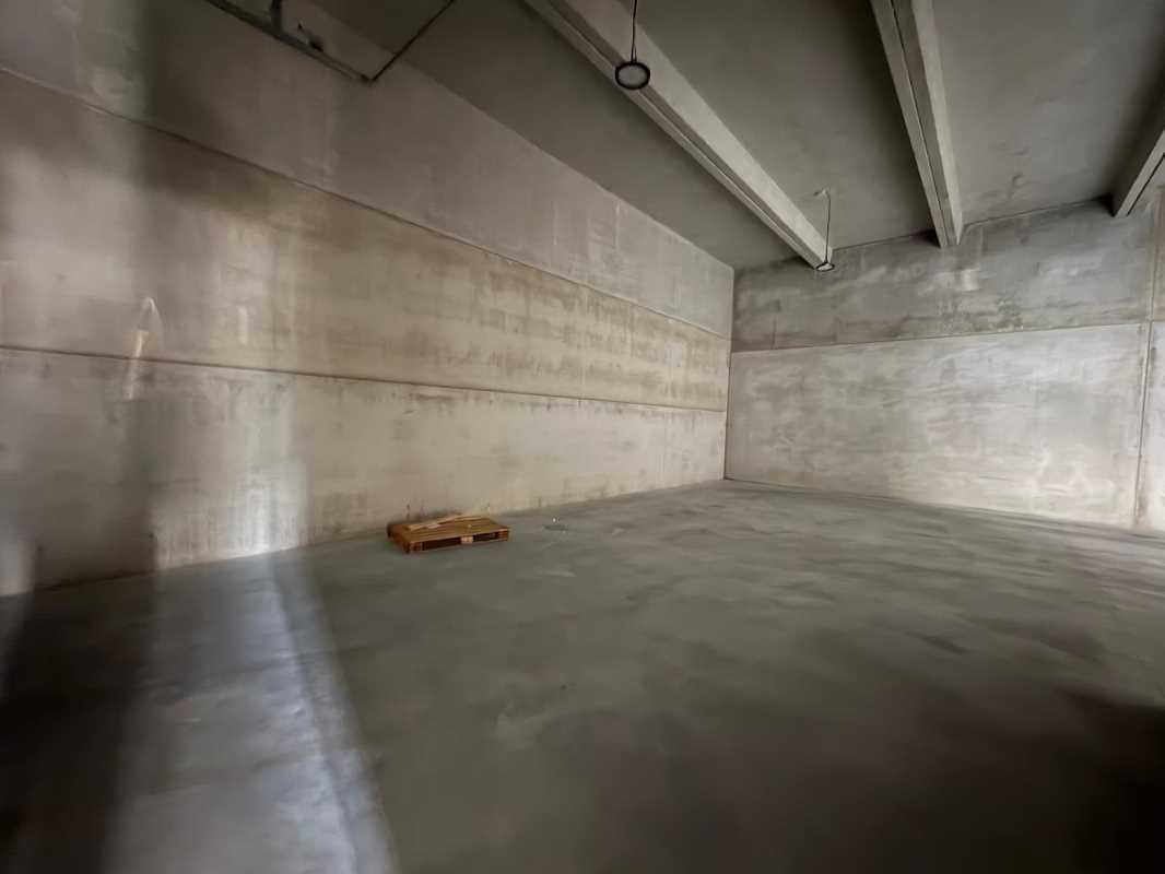 Au sein de la Zone d'activités  de Pompignac, à p