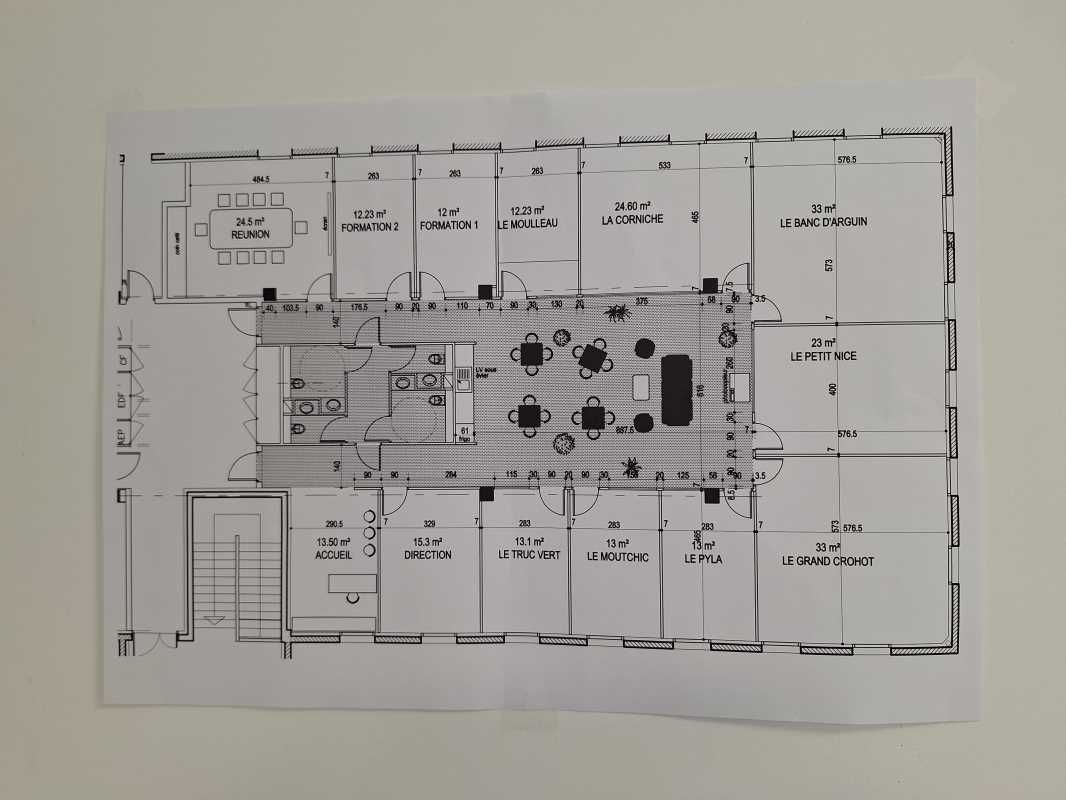 Location bureaux 387 m² non divisibles