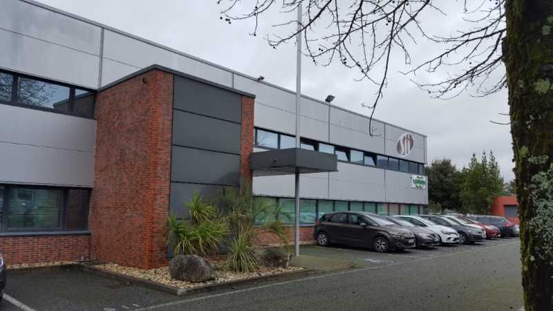 A louer, proche de l'aéroport et de la future ext