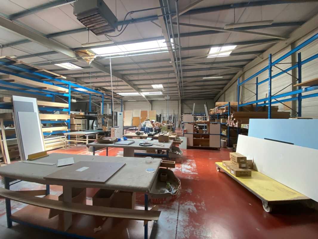 Au sein de la Zone d'activités Mermoz à Eysines, 