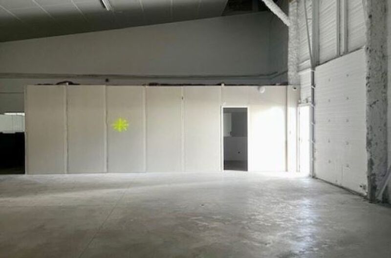 A proximité de la rocade sorties 11a/b à Mérignac