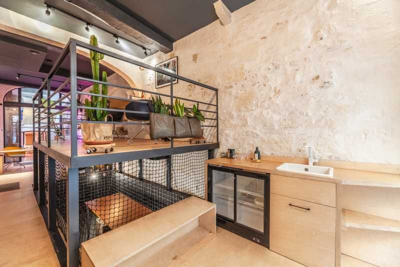 Au coeur du quartier St Michel, au pied de la bas