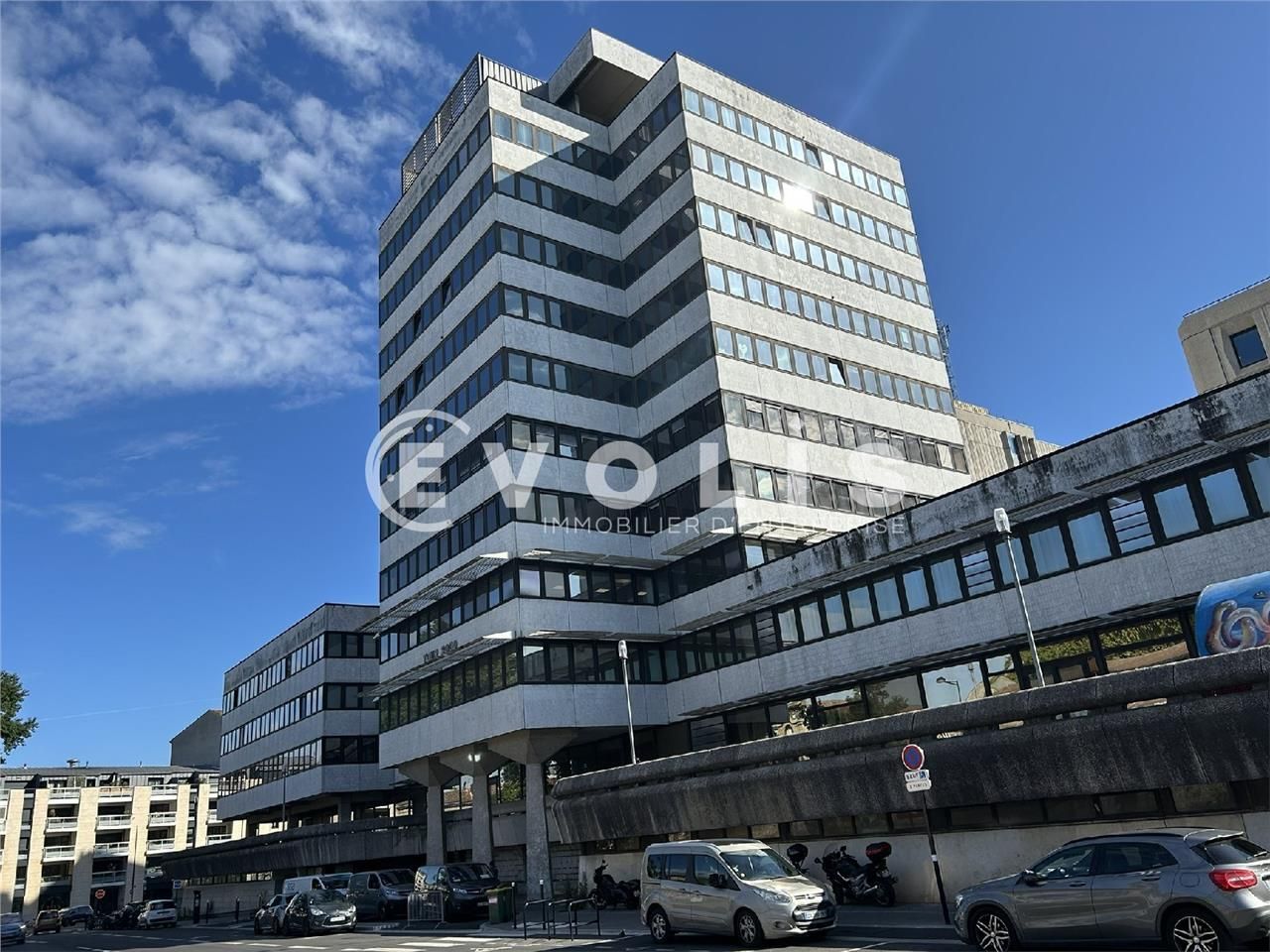 Situé à Mériadeck, EVOLIS vous propose cet immeub