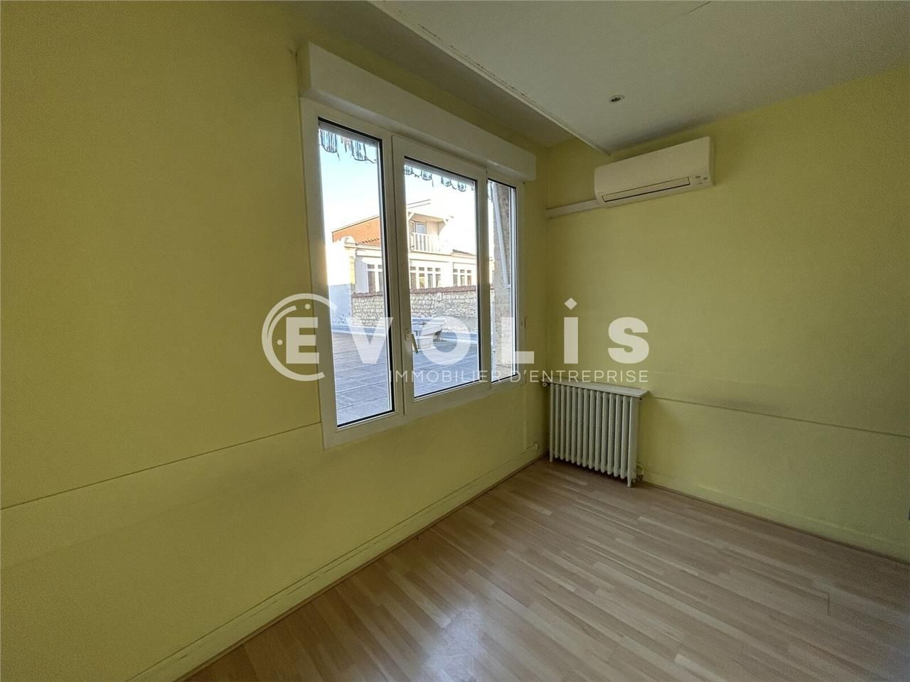 EVOLIS a le plaisir de vous proposer à la vente u