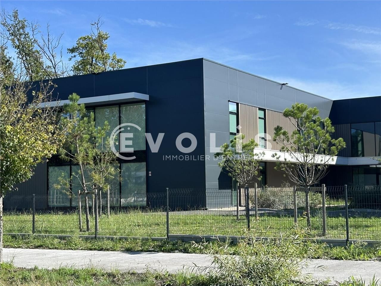 Dans le parc Vert Castel, le lot 24 d'une surface