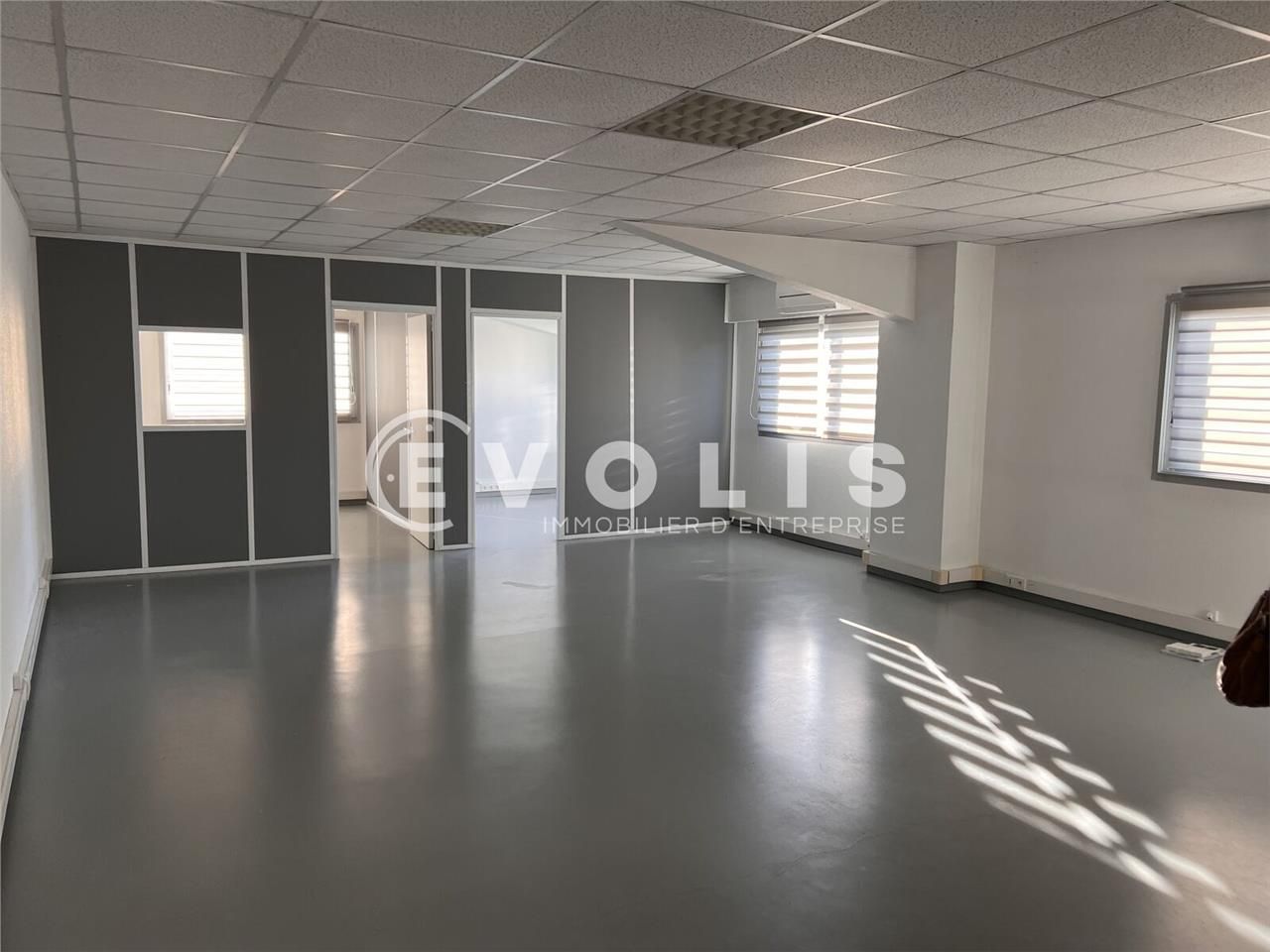 Bureaux de 127 m² divisibles à partir de 53 m² à 