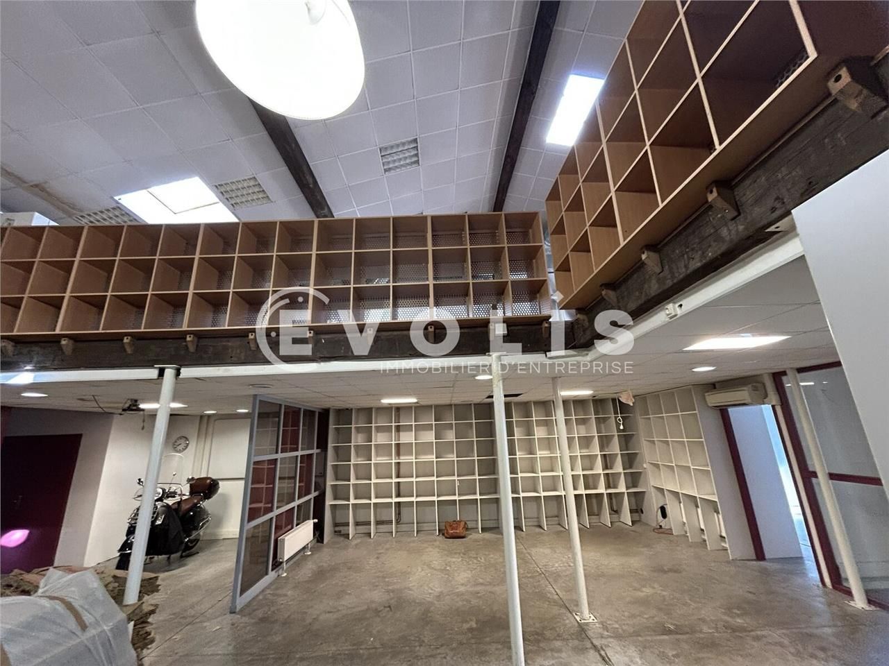 EVOLIS propose à la vente des bureaux au style lo