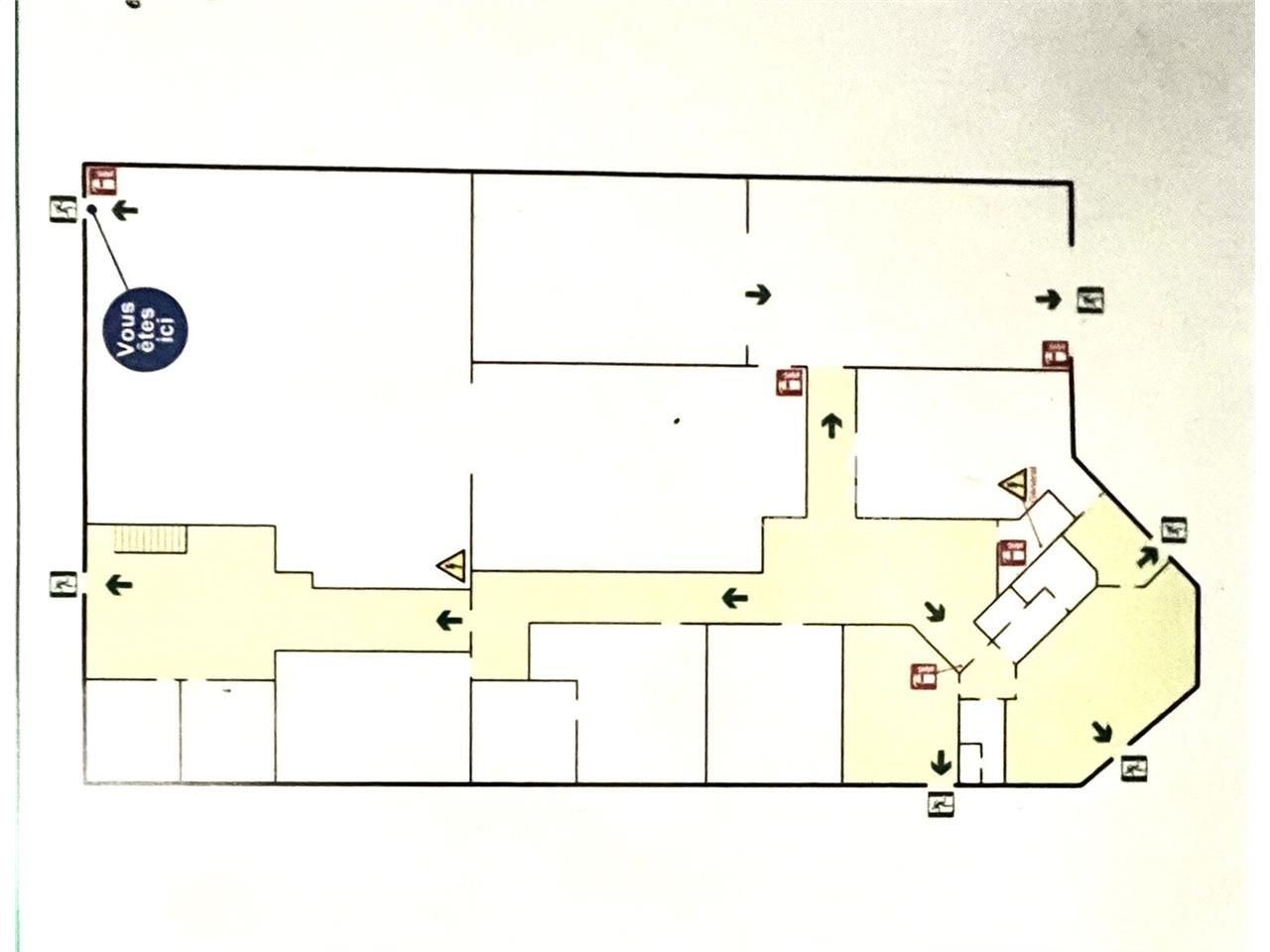 Location entrepots 662 m² non divisibles