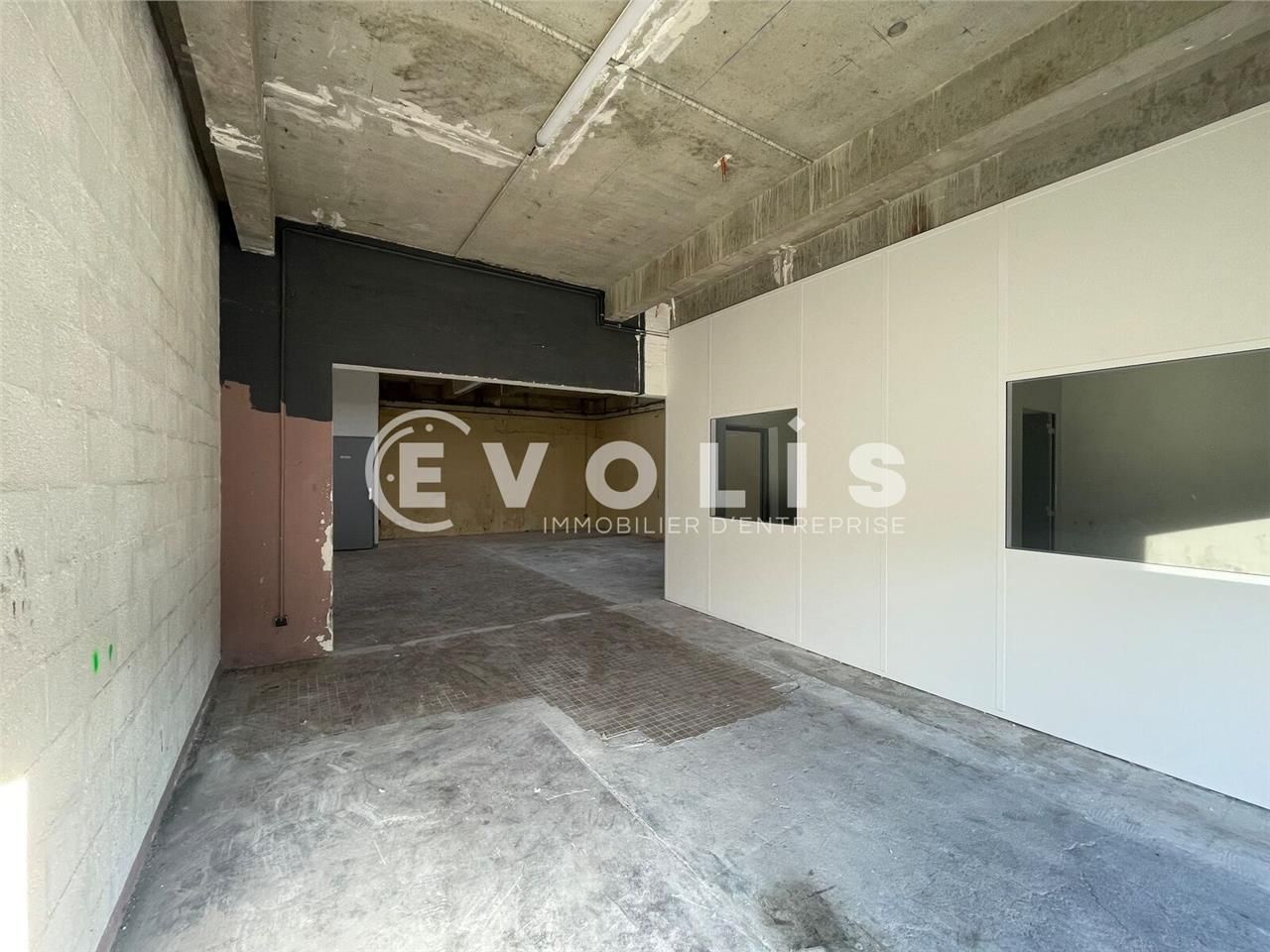 Situé sur la commune de Bordeaux, dans le quartie