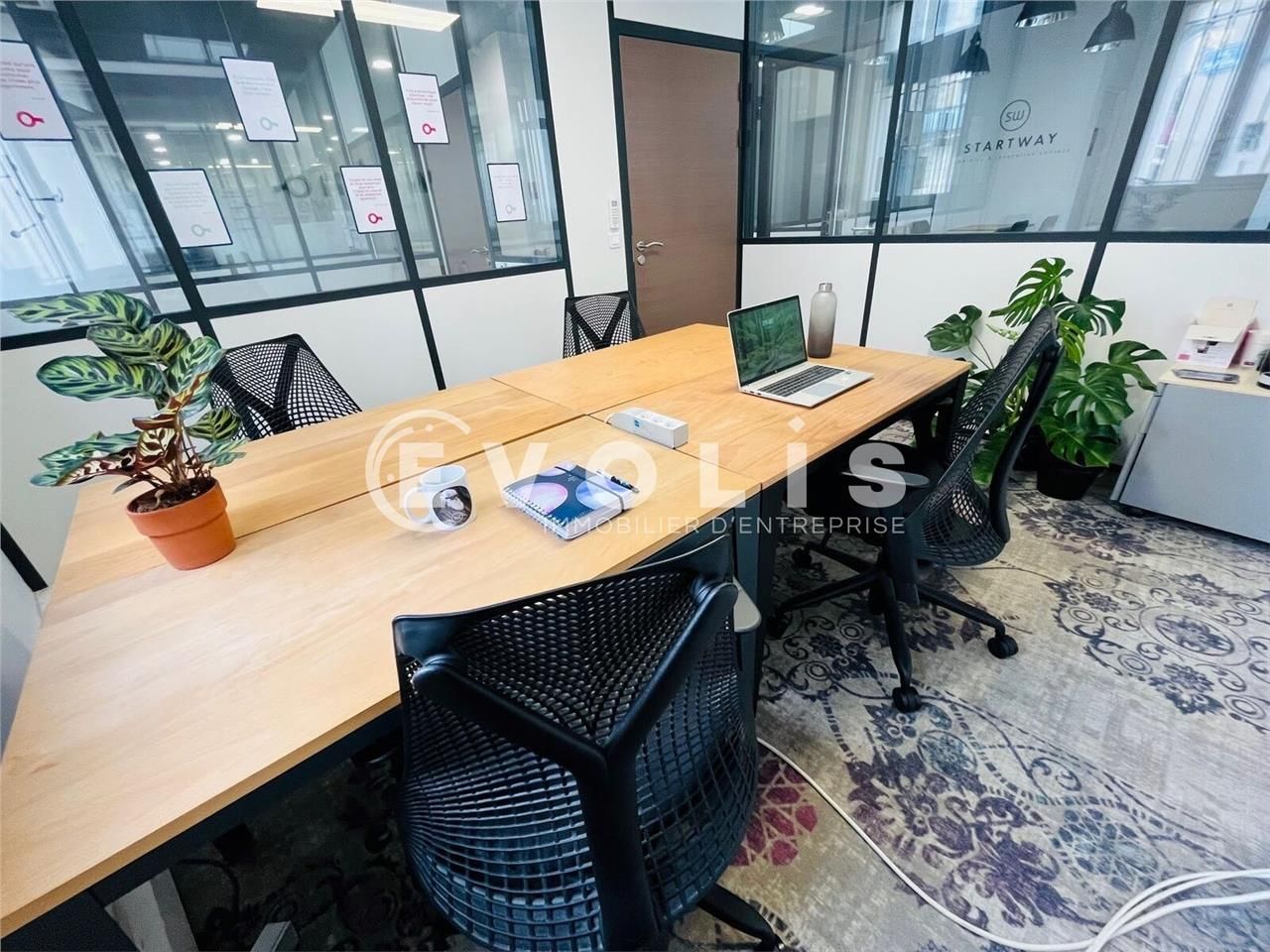 A Bordeaux, à proximité des transports en commun 