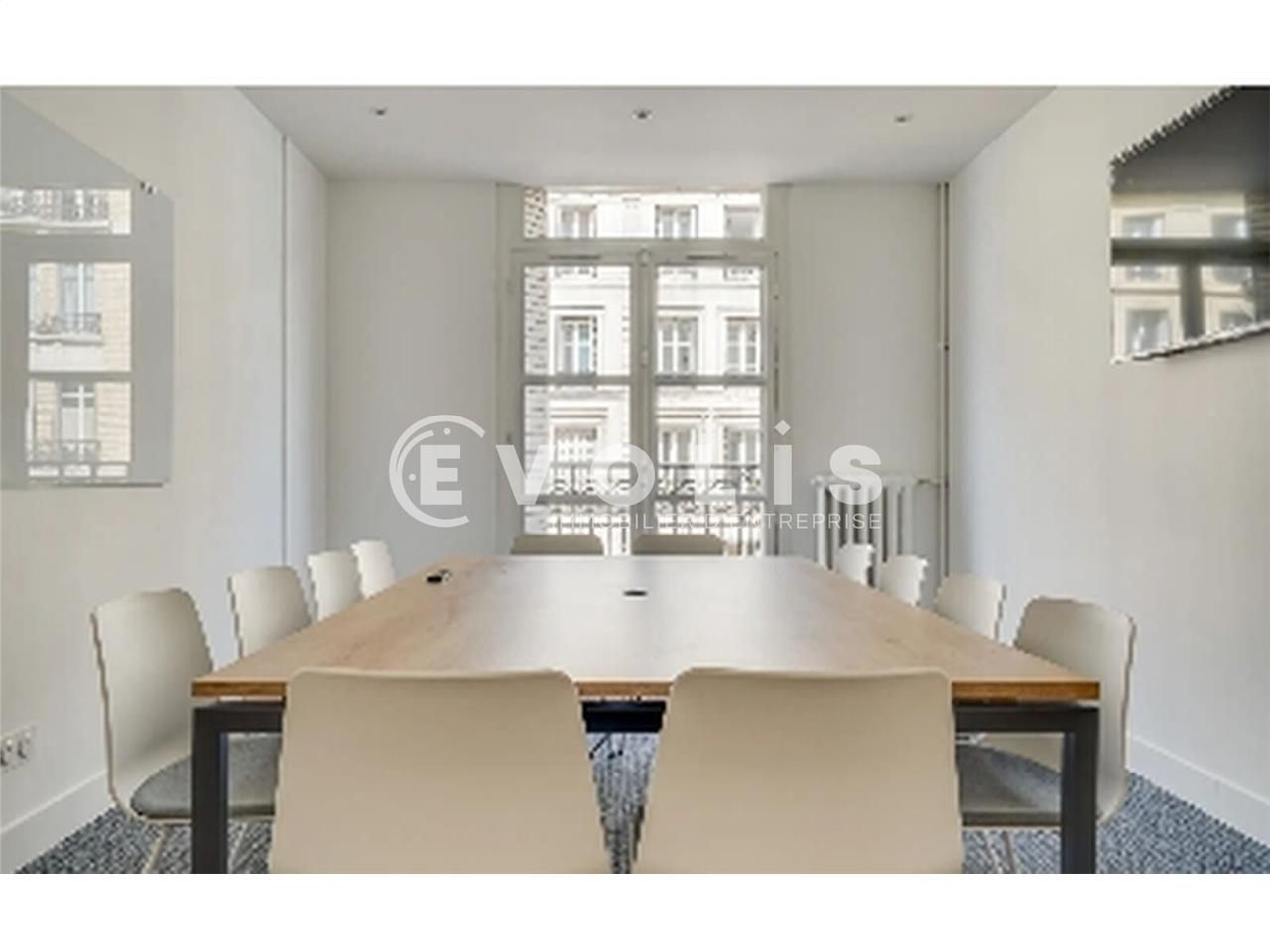 À la recherche de bureaux à louer à Bordeaux pour