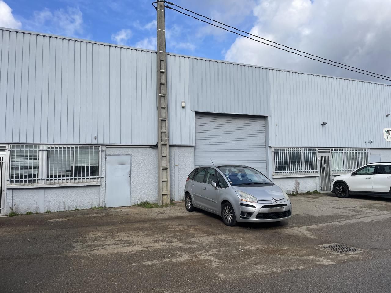 Location Activité 520 m² divisibles 69680 Chassieu