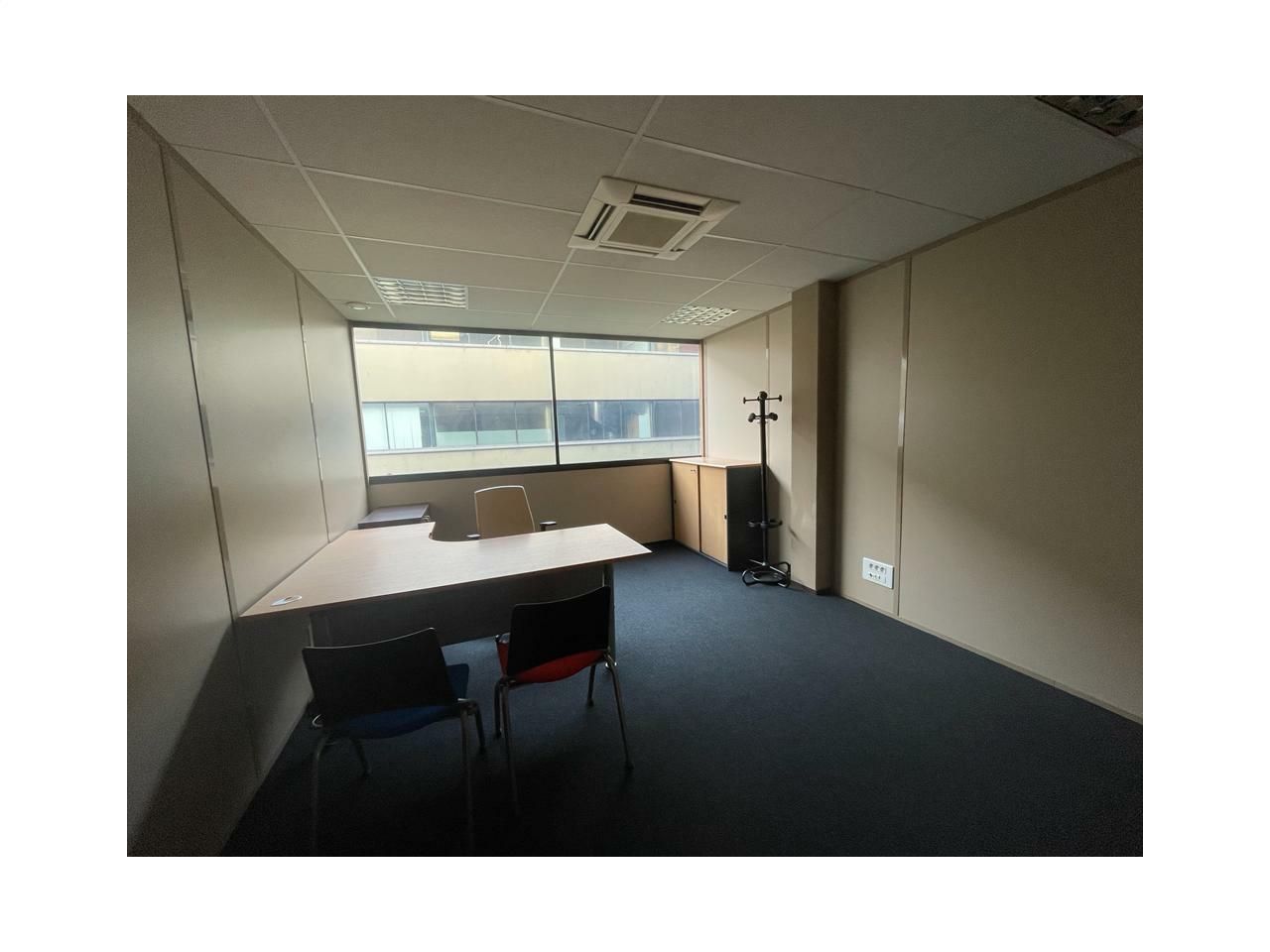 Vente Bureaux 640 m² non divisibles 33520 Bruges