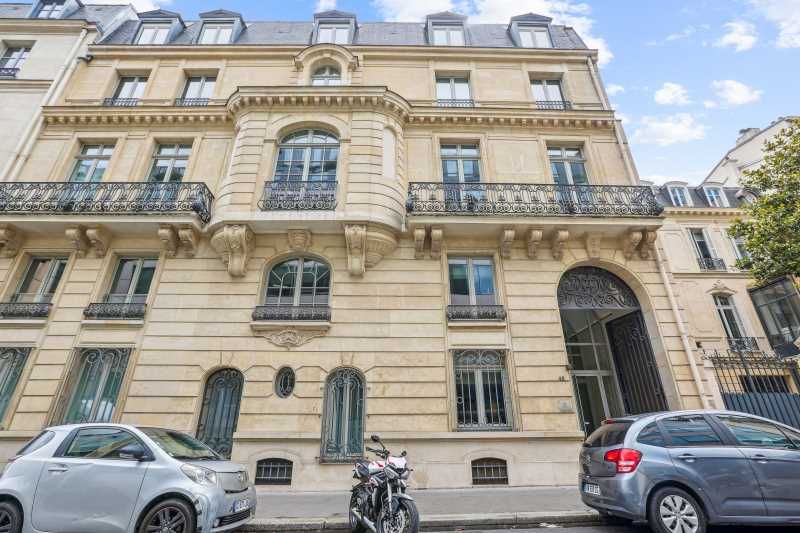 IMMMEUBLE INDEPENDANT PARIS 16  Cushman & Wakefie