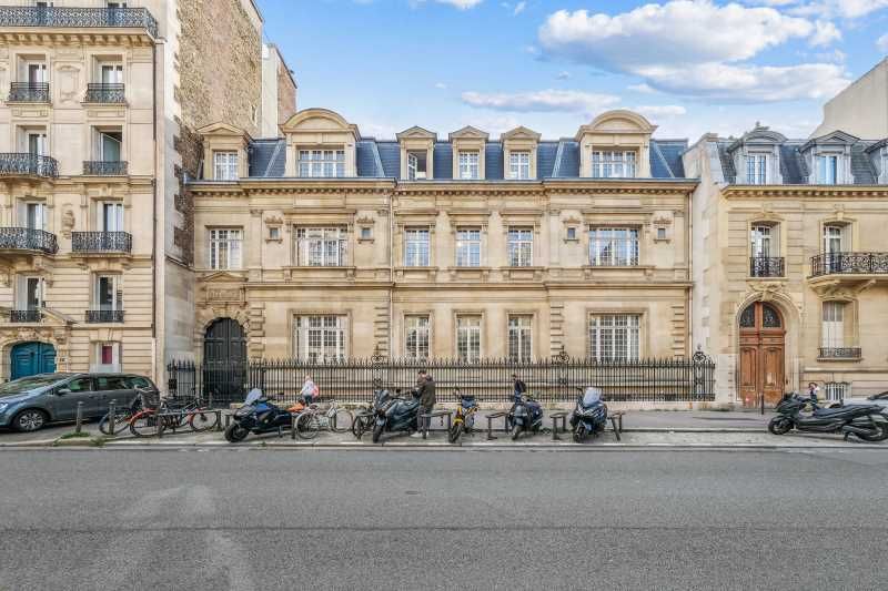 Découvrez des bureaux d'exception au coeur de Par