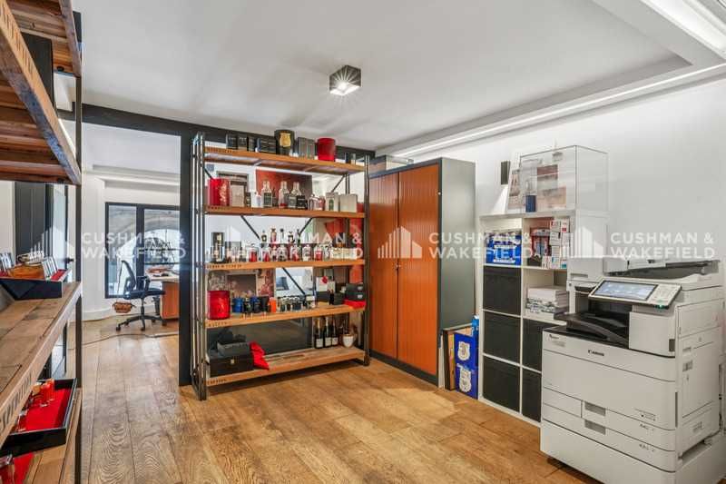 Cushman & Wakefield vous propose une surface de b