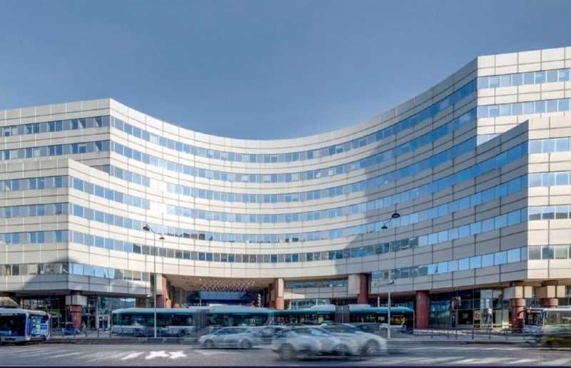 Bureaux à louer au pied de Montparnasse, totalisa