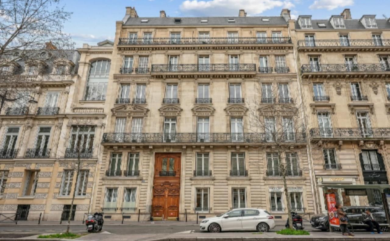256 m² pour ce bureaux en location à Paris