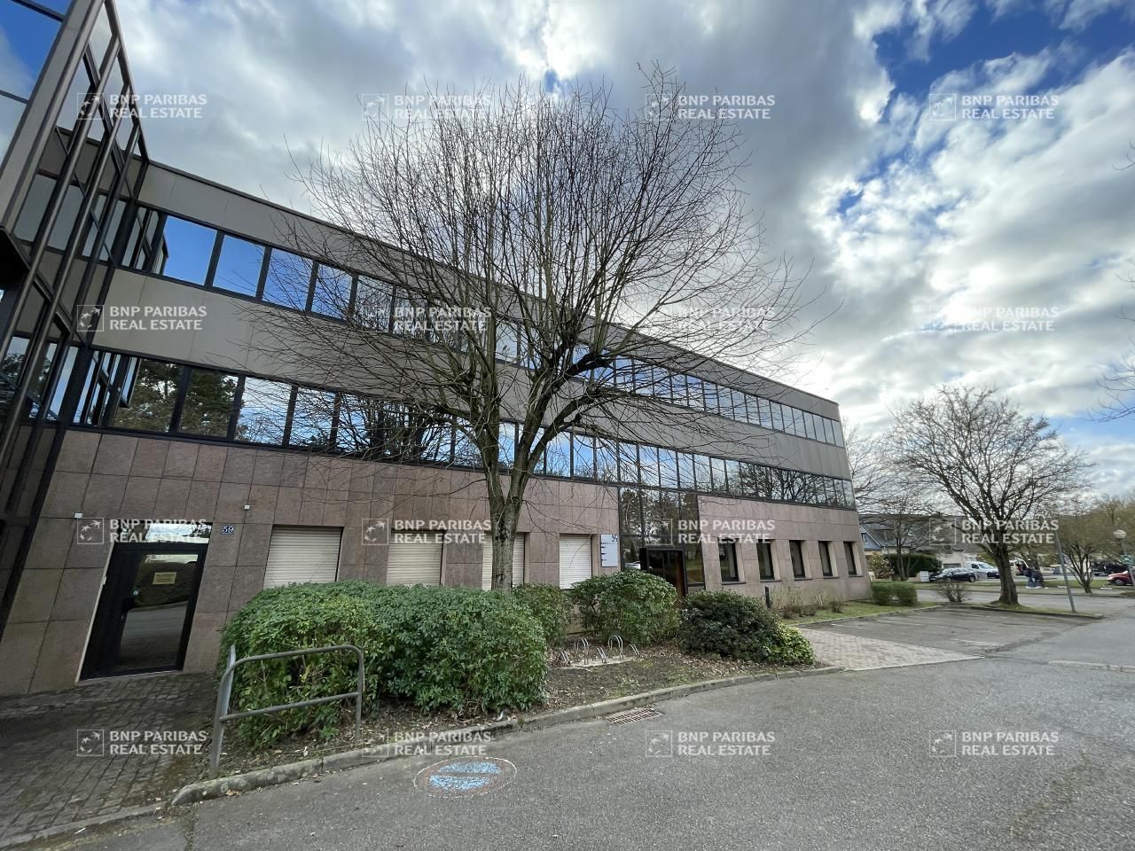 Location Bureaux 810 m² divisibles 35700 Rennes