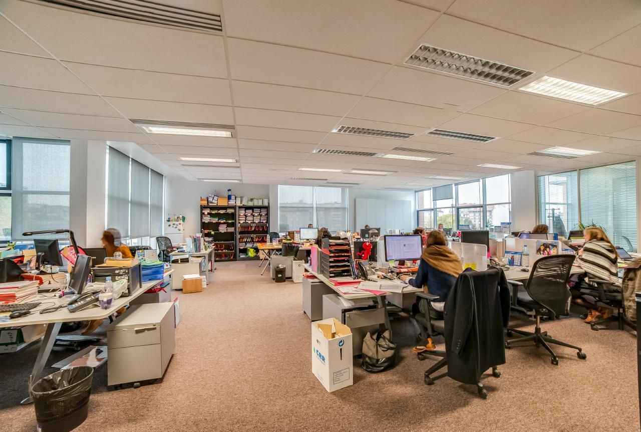 350 m² pour ce bureaux en location à Ivry sur seine