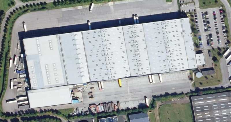 Location entrepots 13762 m² non divisibles