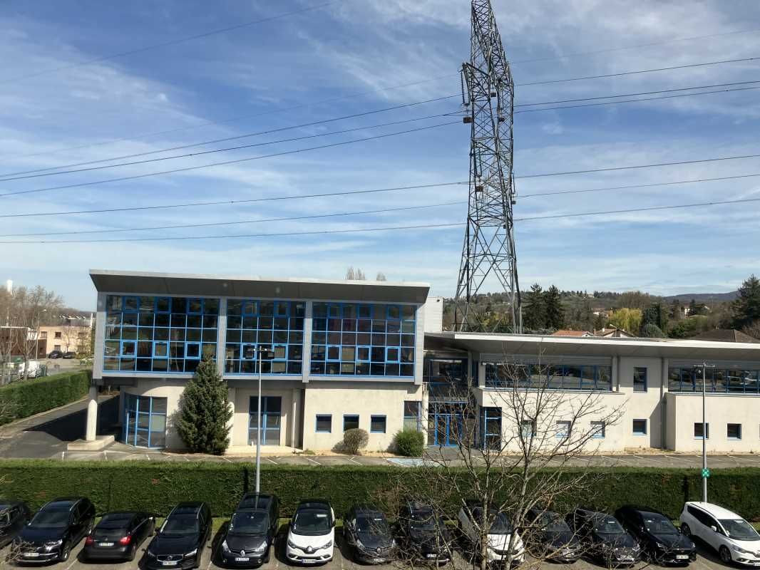 Bâtiment logistique à usage frigorifique de 8 538