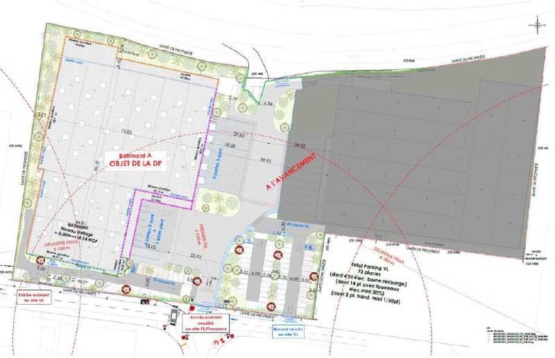 Location entrepots 13366 m² non divisibles