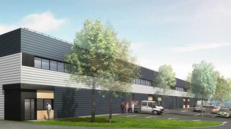 Situé à Aulnay-sous-Bois, cet espace commercial e