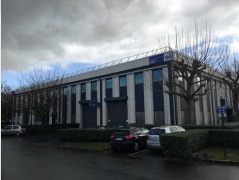 À la recherche d'un espace de bureau moderne et f