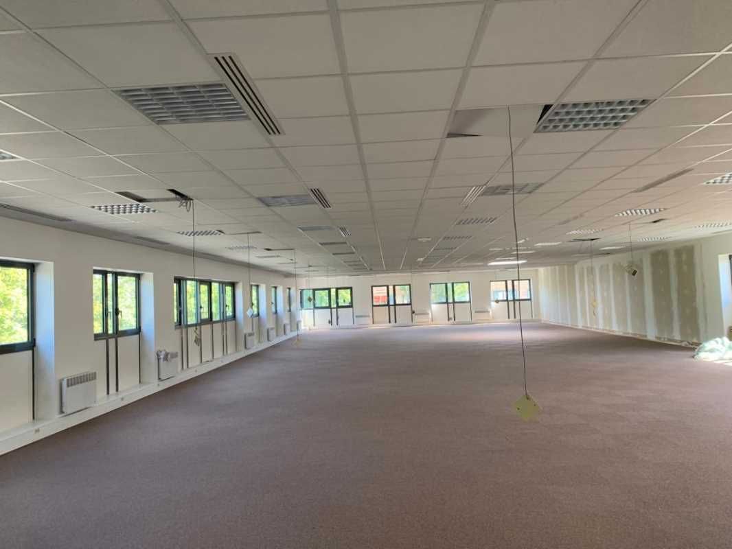 Opportunité exceptionnelle à Guyancourt : bureaux