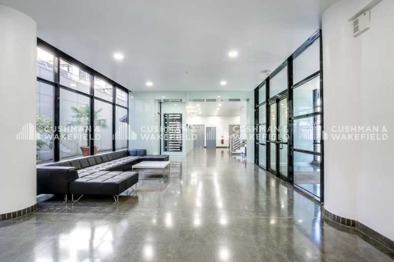 Nous vous proposons à la location un ensemble de 