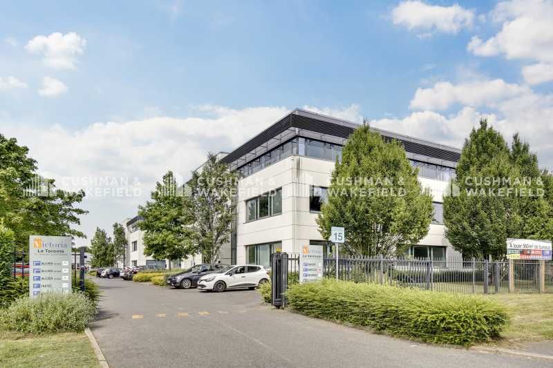 À louer, bureaux modernes de 541 m², divisibles à