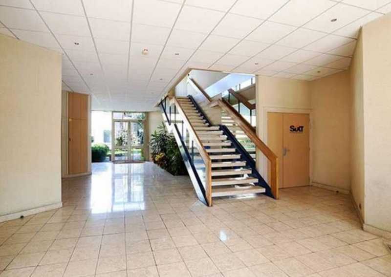 Bureaux à louer à Rungis.   Situé à seulement 7 k