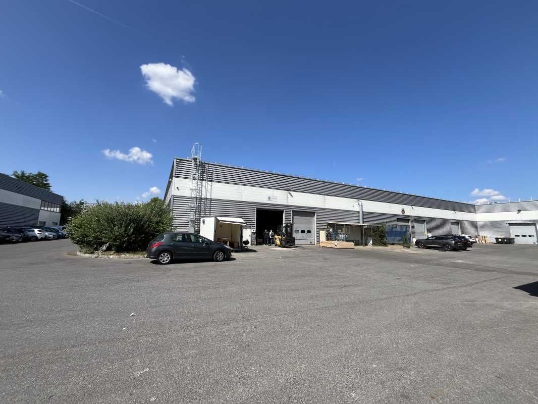 Nous vous proposons à la location des locaux d'ac