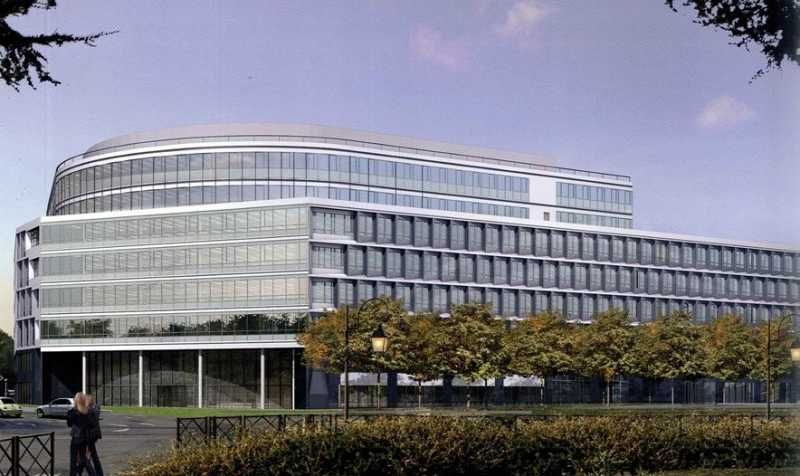 A louer, bureaux à Antony.  Situé au sein du Pôle