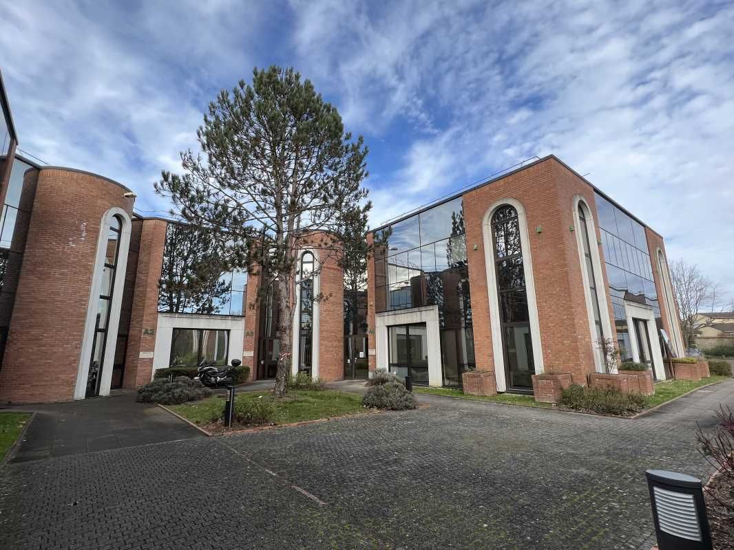 Découvrez une opportunité rare de location de bur