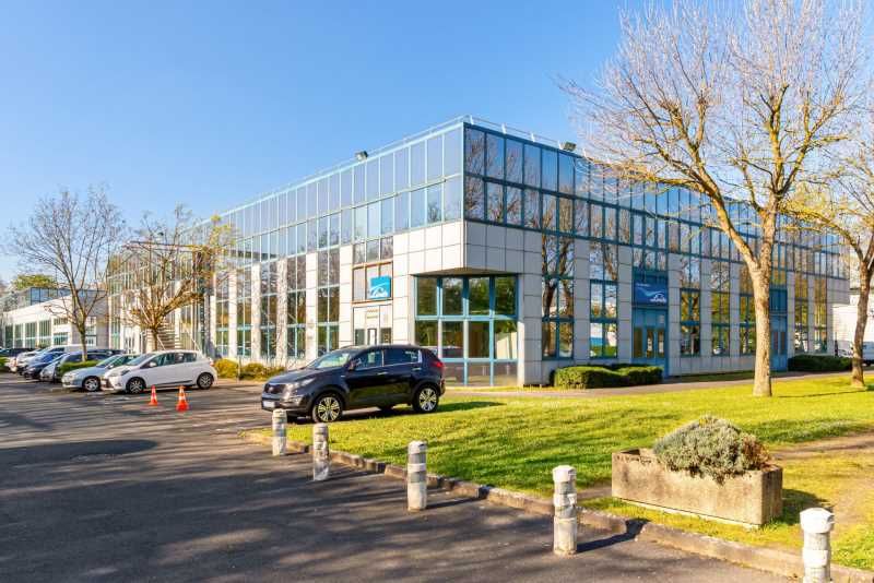 Nous vous proposons à la location un ensemble de 