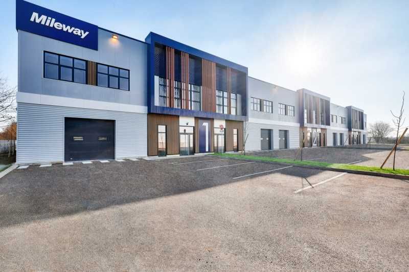 Nous vous proposons à la location 2 cellules d'ac