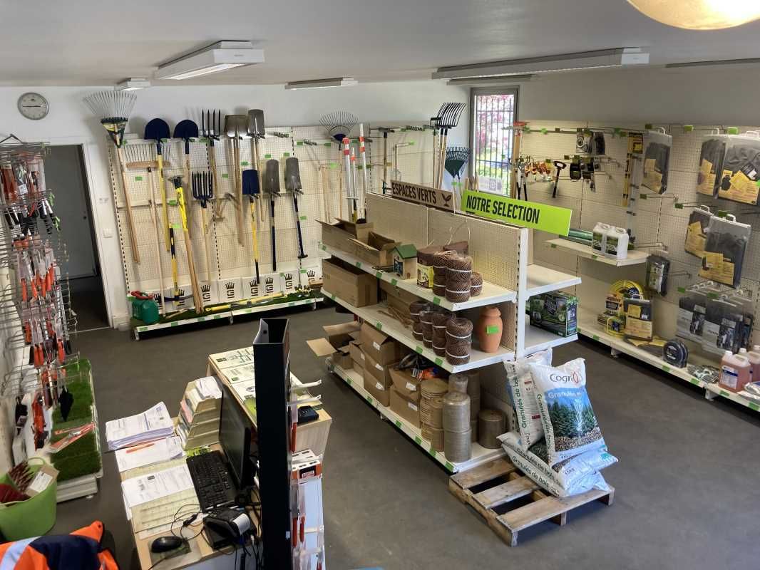 Nous vous proposons à la location un local d'acti